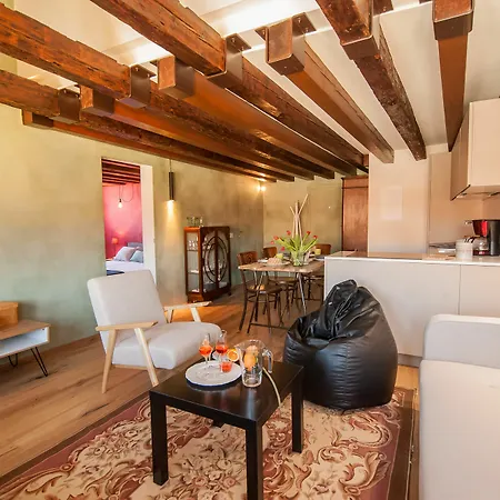 Apartman Ca Grifalconi *